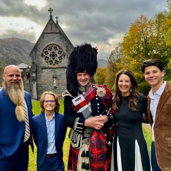 Meet your Posher, Melissa - Picture 1 of 1